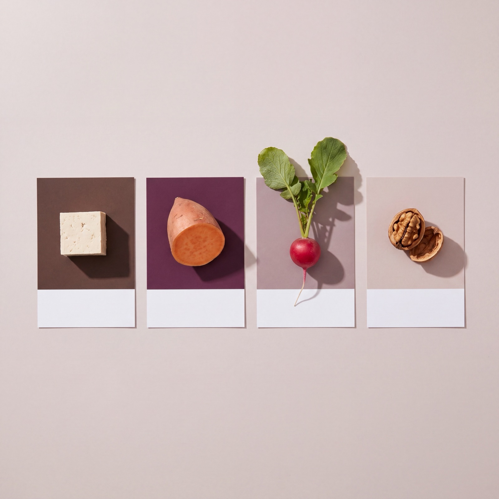 Minimalistyczne grafiki składników: tofu, batat, rzodkiewka, orzech